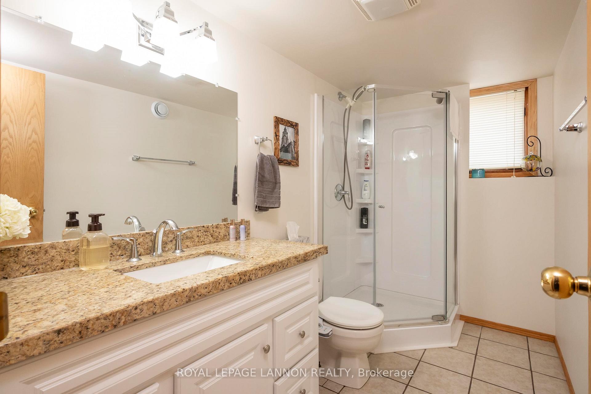 Photo 22 of 107 Sapphire Drive, Thunder Bay, Dawson Heights — HOMEH