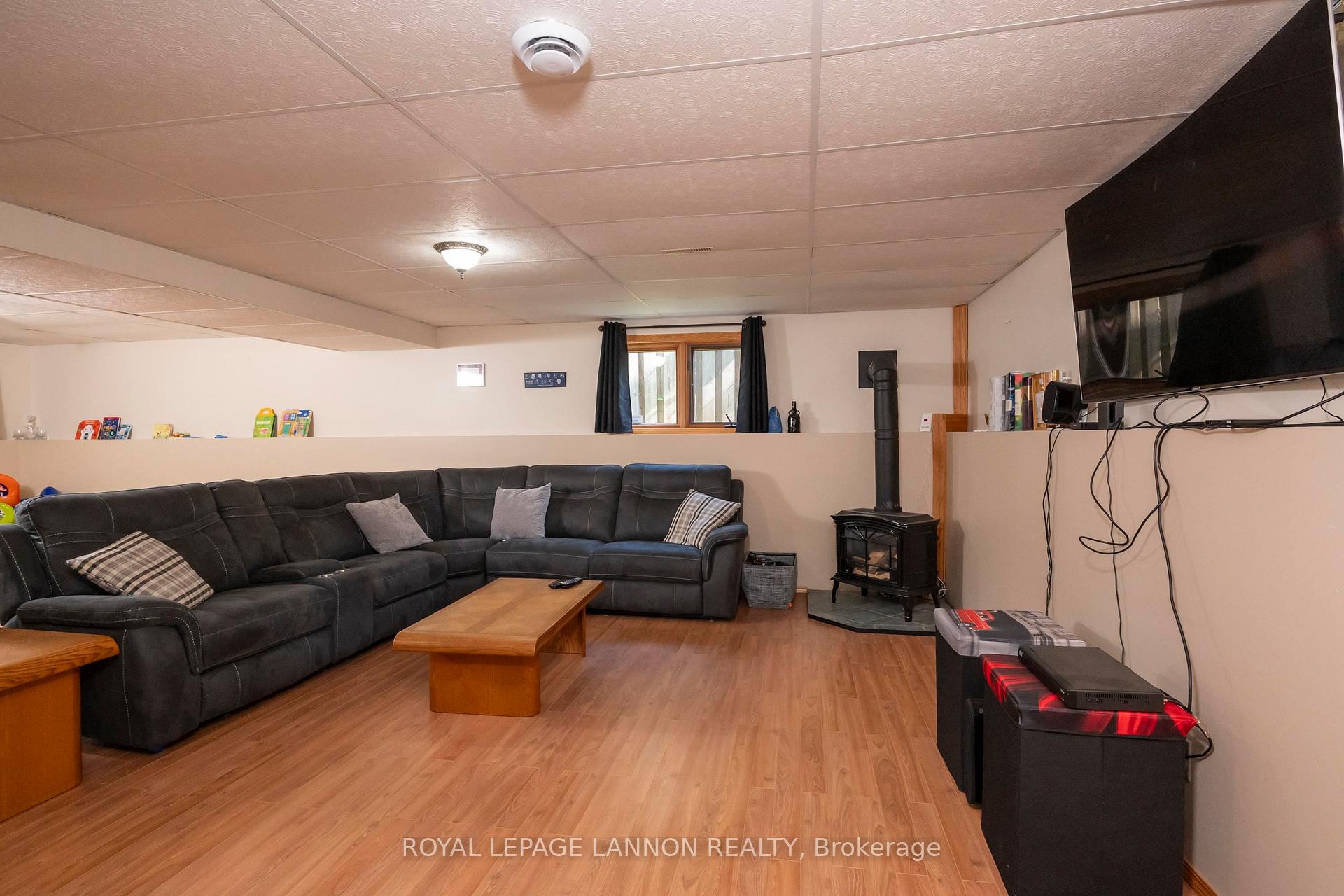 Photo 28 of 107 Sapphire Drive, Thunder Bay, Dawson Heights — HOMEH