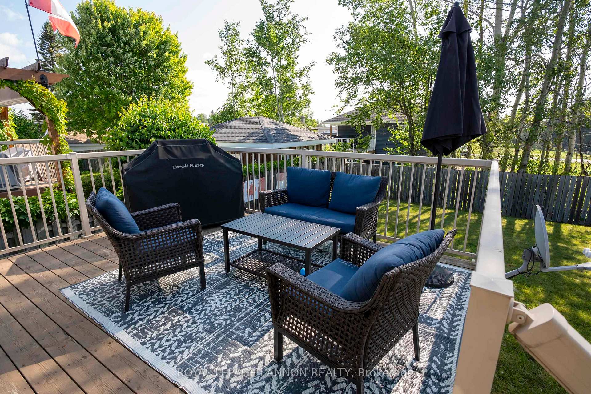 Photo 35 of 107 Sapphire Drive, Thunder Bay, Dawson Heights — HOMEH