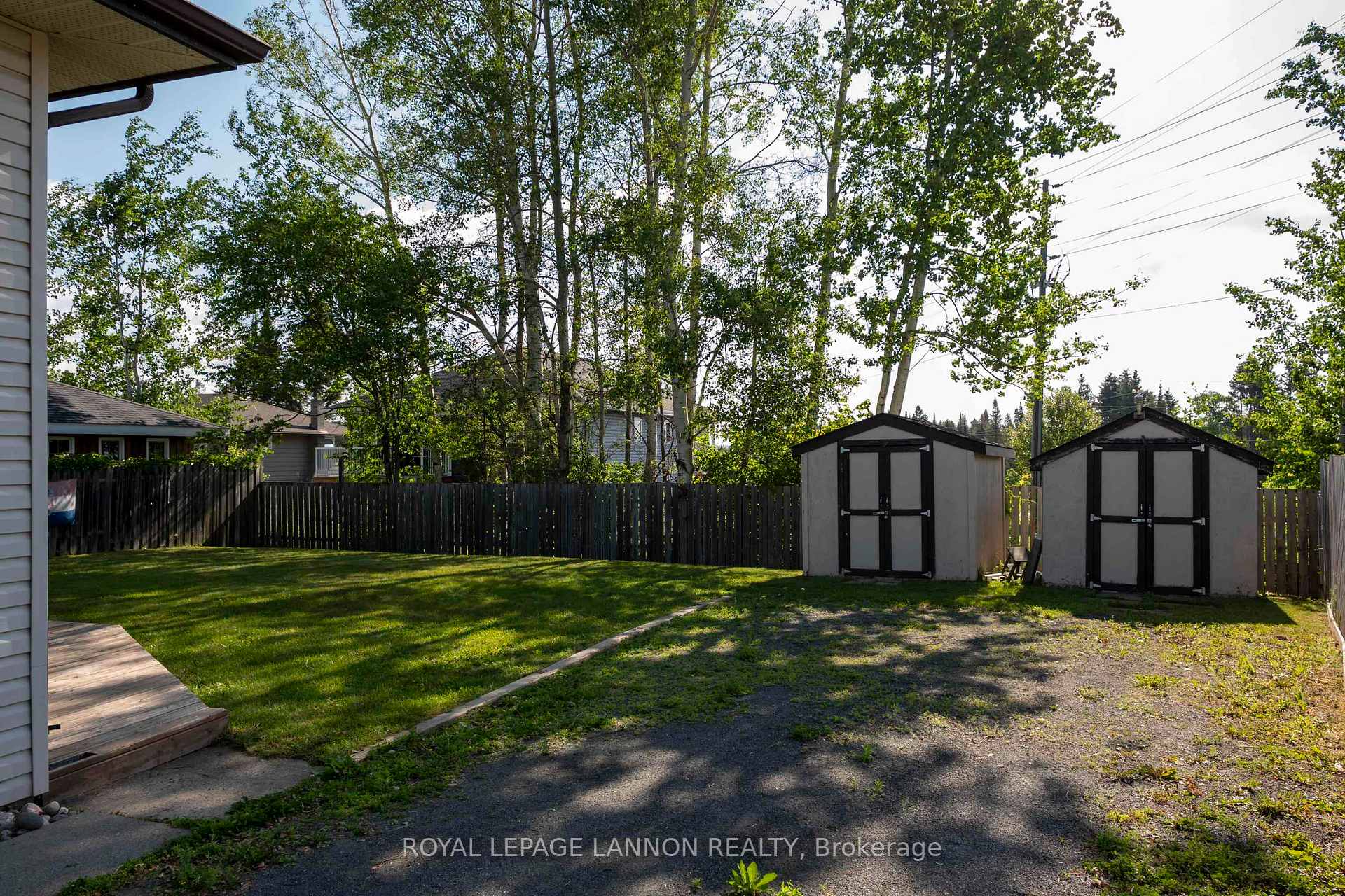 Photo 40 of 107 Sapphire Drive, Thunder Bay, Dawson Heights — HOMEH