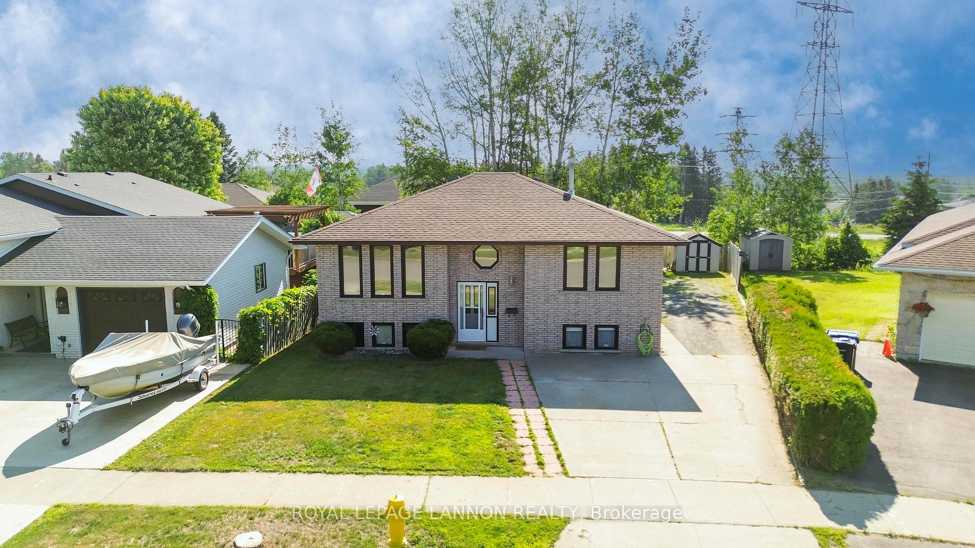 Photo 41 of 107 Sapphire Drive, Thunder Bay, Dawson Heights — HOMEH