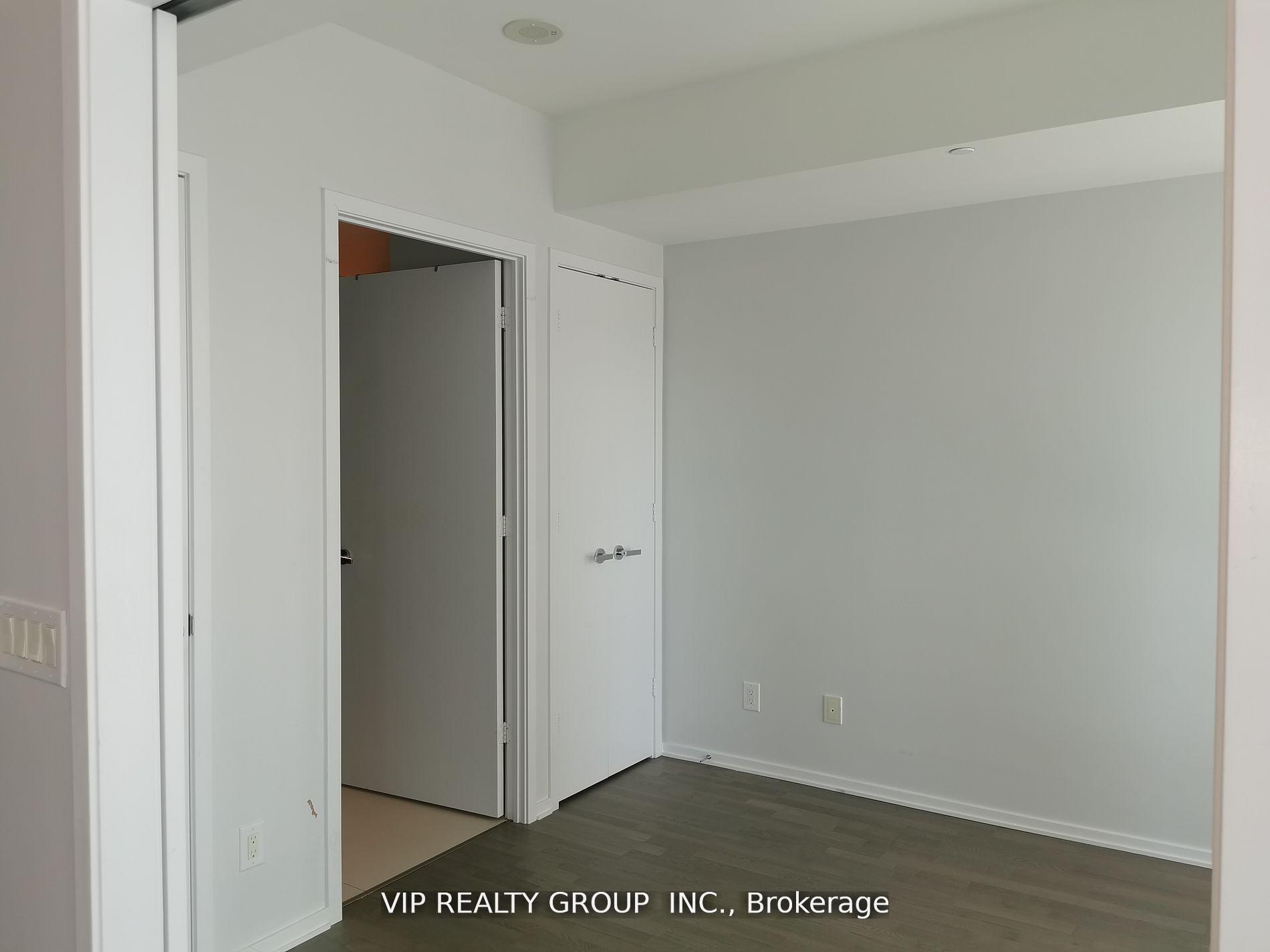Photo 5 of Unit 2209, 1 Bloor Street E, Toronto, Church-Yonge Corridor — HOMEH