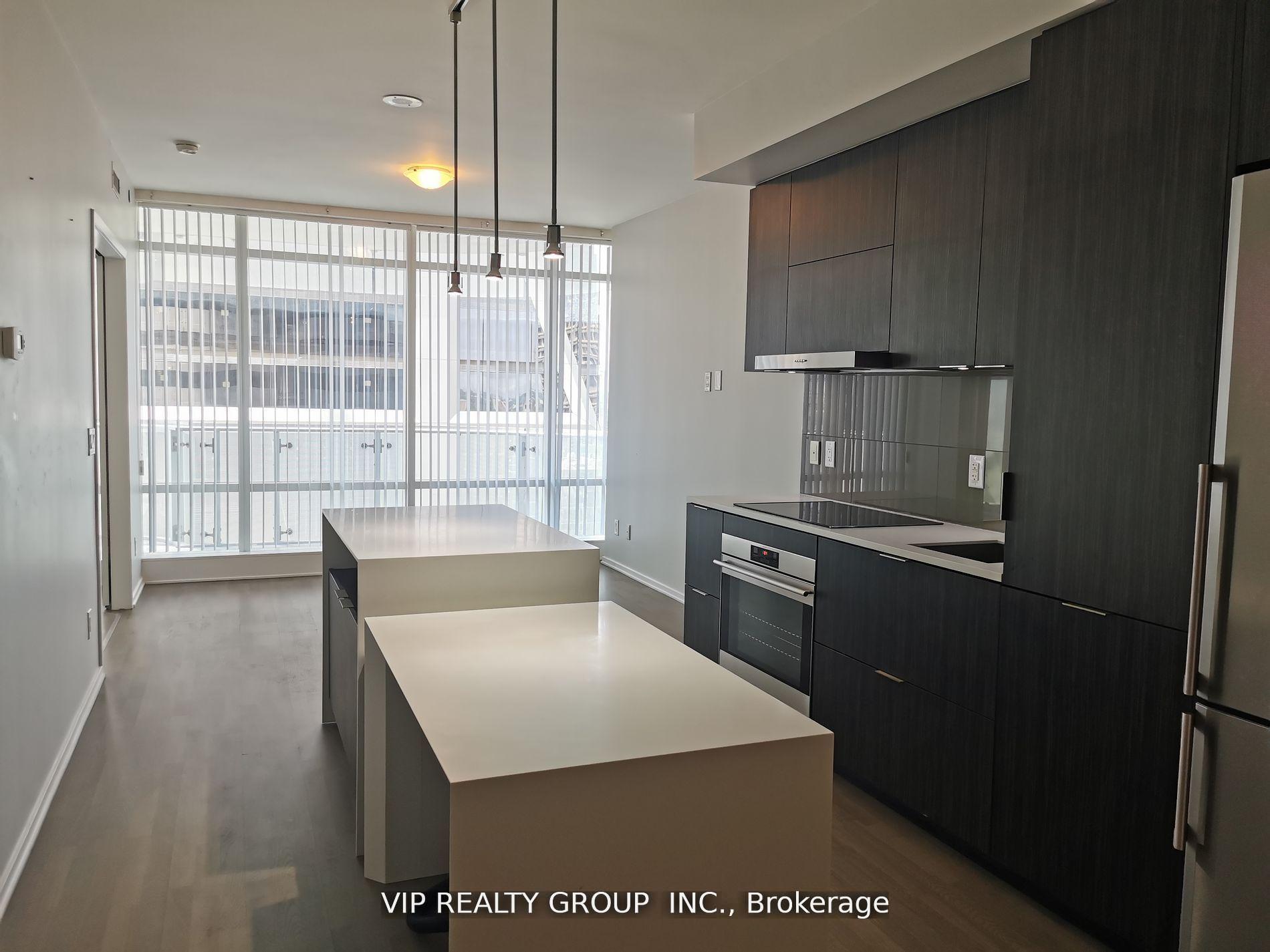 Photo 6 of Unit 2209, 1 Bloor Street E, Toronto, Church-Yonge Corridor — HOMEH