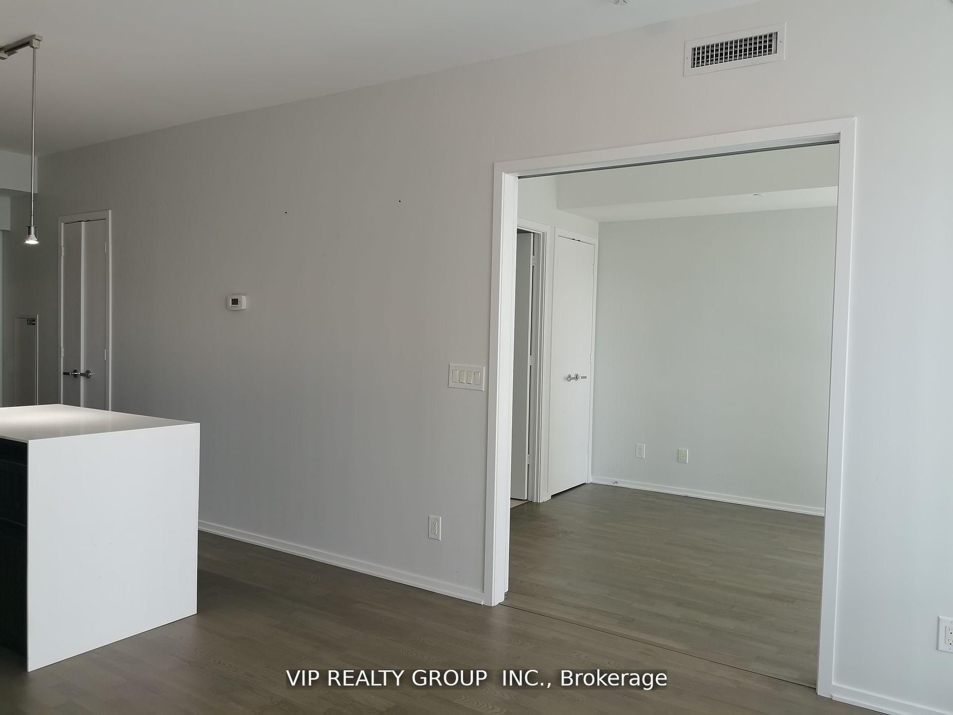 Photo 7 of Unit 2209, 1 Bloor Street E, Toronto, Church-Yonge Corridor — HOMEH