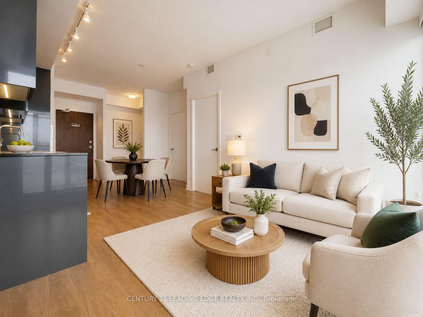 Photo 5 of Unit 709, 115 Mcmahon Drive, North York, Bayview Village — HOMEH