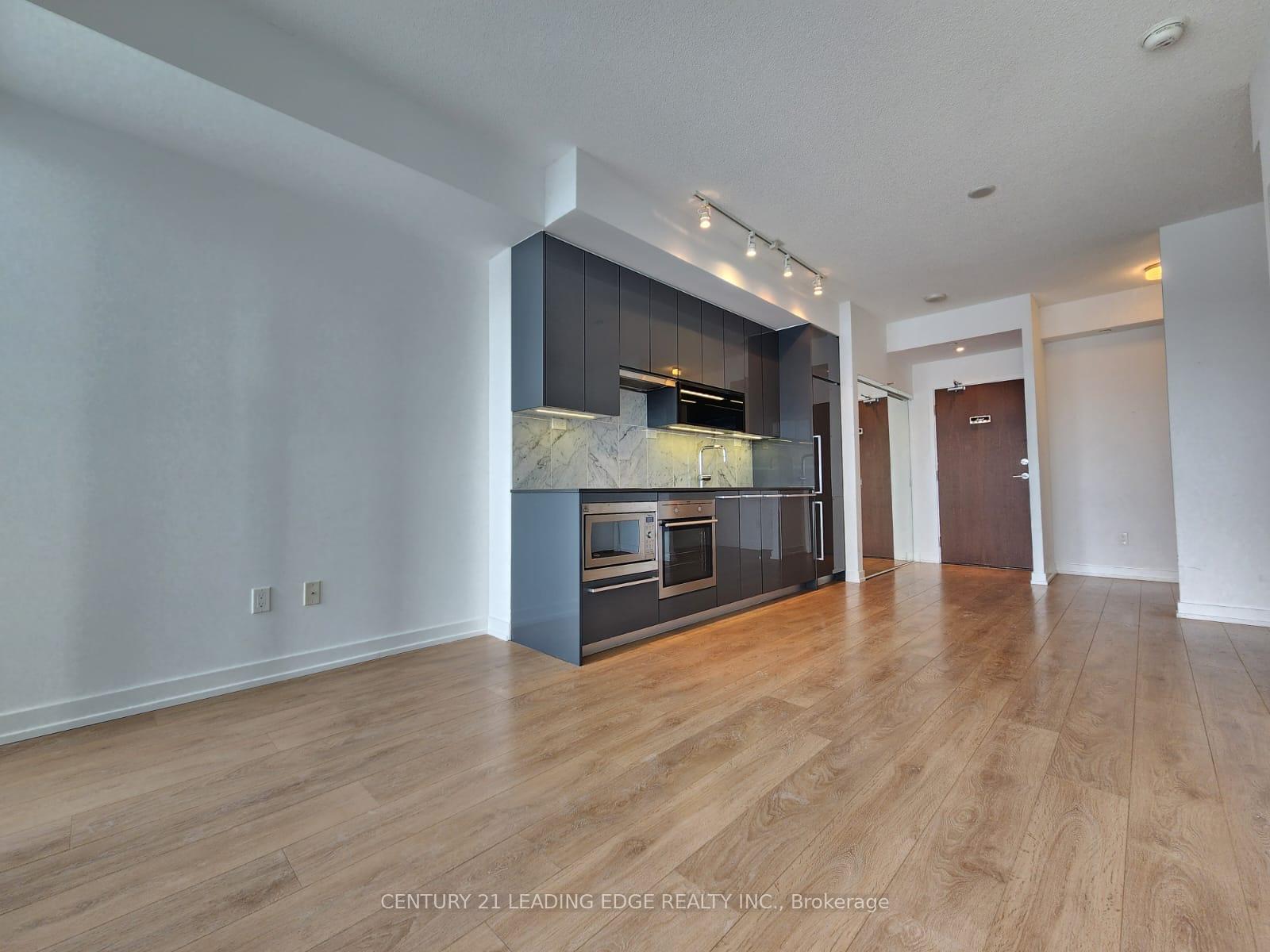Photo 10 of Unit 709, 115 Mcmahon Drive, North York, Bayview Village — HOMEH