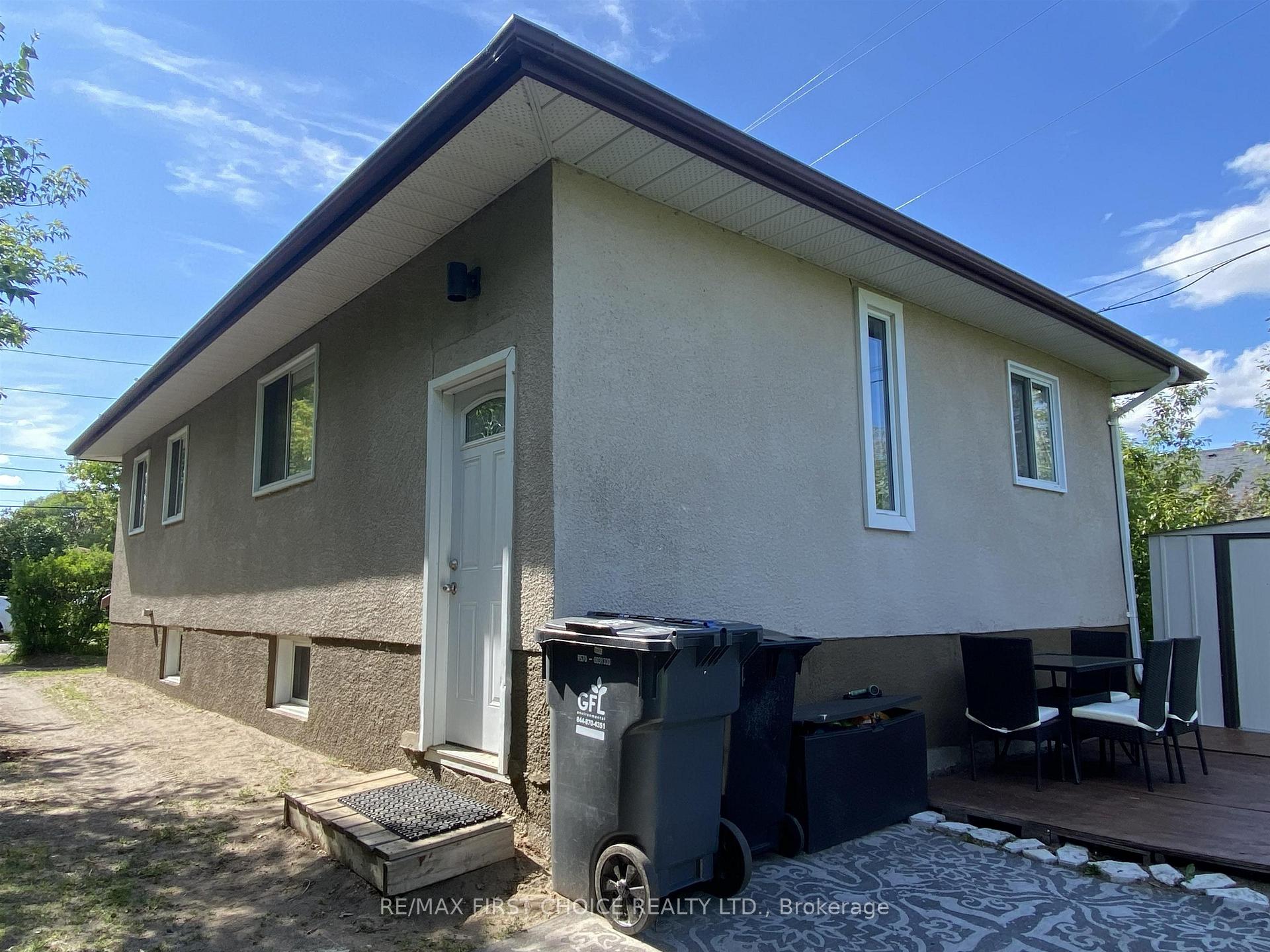 Photo 2 of 309 Ontario Street, Thunder Bay, Court / Cumberland — HOMEH