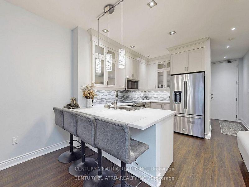Photo 3 of Unit 206, 10 Gateway Boulevard, Toronto, Flemingdon Park — HOMEH