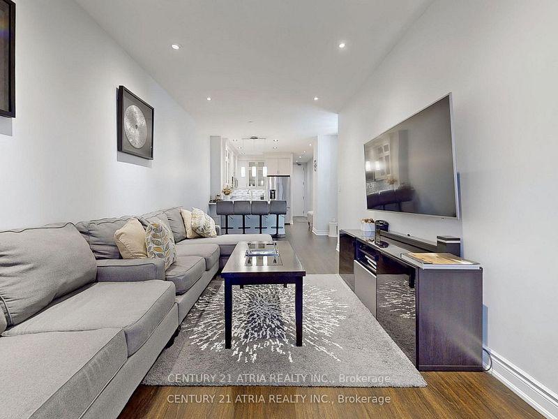 Photo 7 of Unit 206, 10 Gateway Boulevard, Toronto, Flemingdon Park — HOMEH