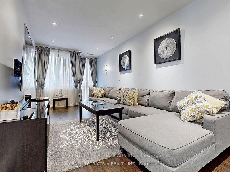 Photo 11 of Unit 206, 10 Gateway Boulevard, Toronto, Flemingdon Park — HOMEH