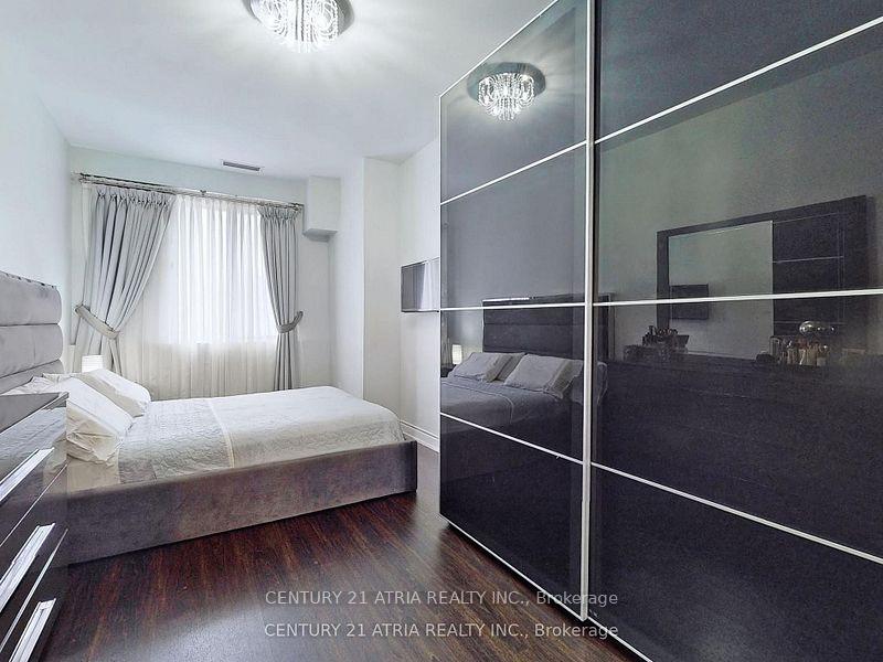 Photo 12 of Unit 206, 10 Gateway Boulevard, Toronto, Flemingdon Park — HOMEH