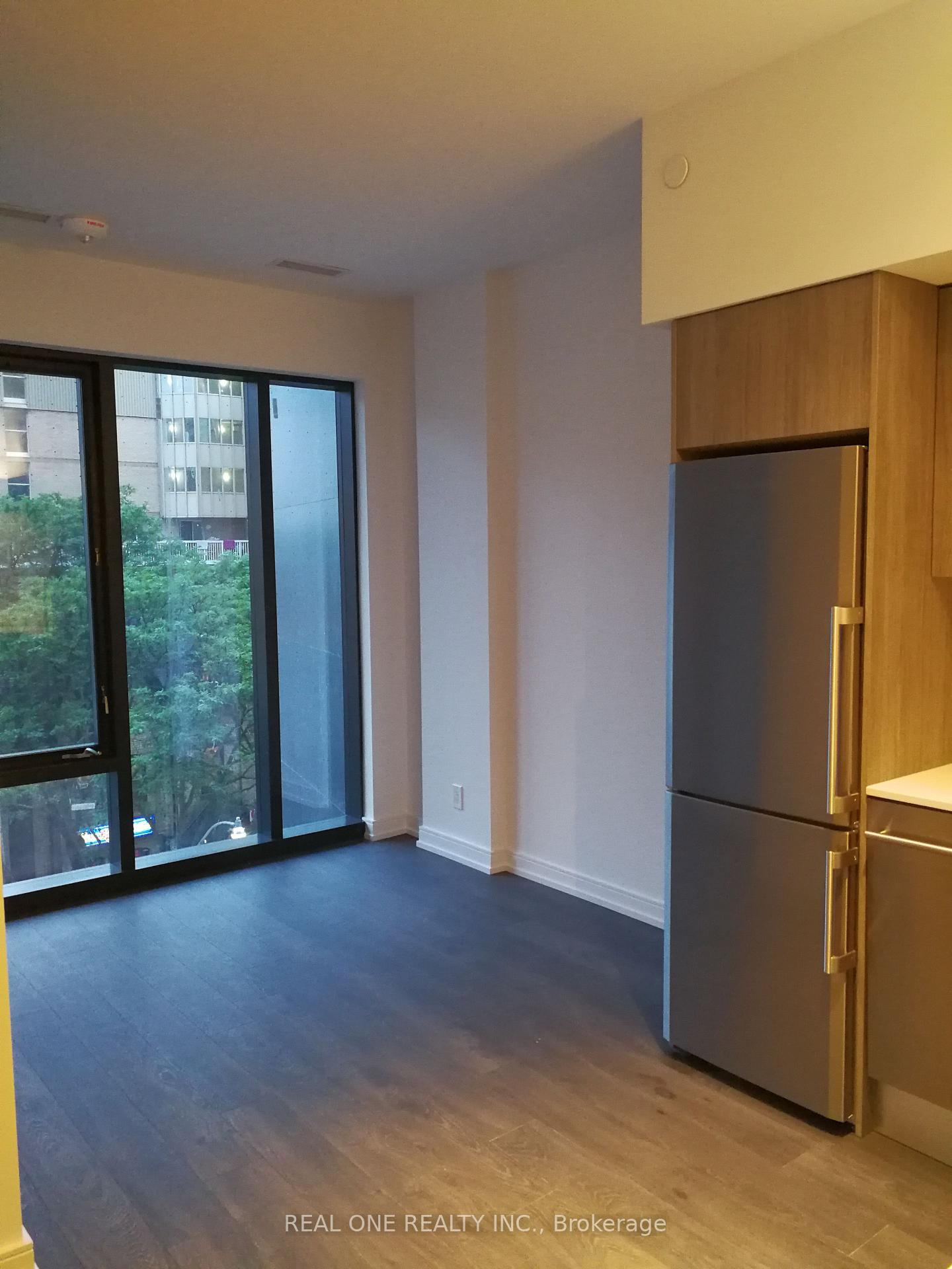 Photo 19 of Unit 402, 28 Wellesley Street E, Toronto, Church-Yonge Corridor — HOMEH