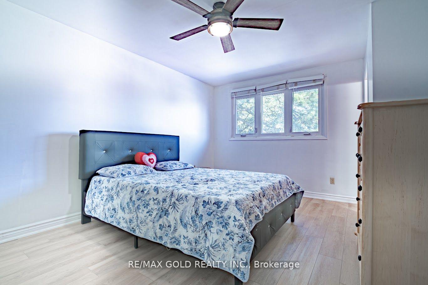 Photo 16 of 2860 Henley Avenue, Niagara Falls, Church's Lane — HOMEH