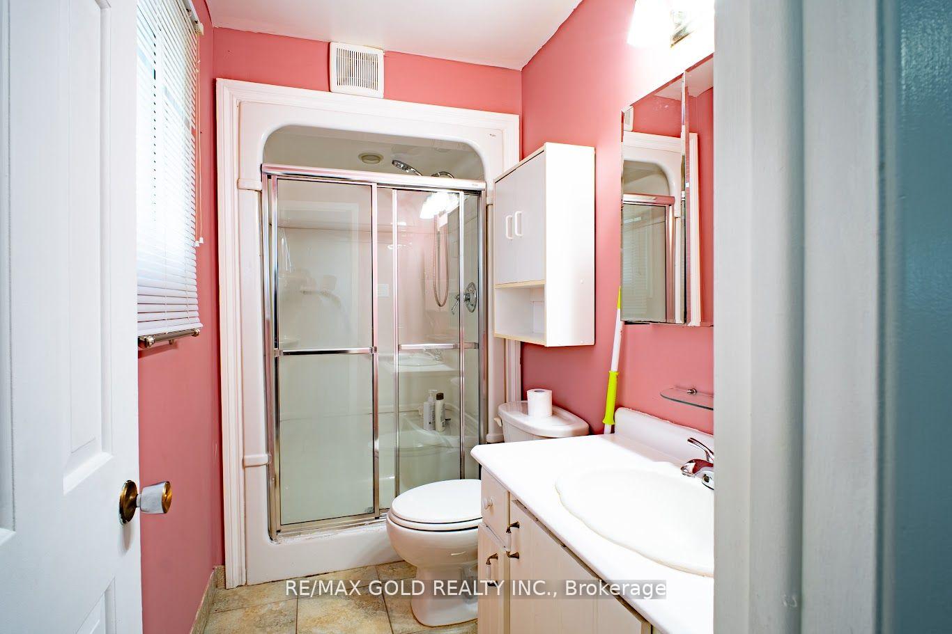 Photo 17 of 2860 Henley Avenue, Niagara Falls, Church's Lane — HOMEH