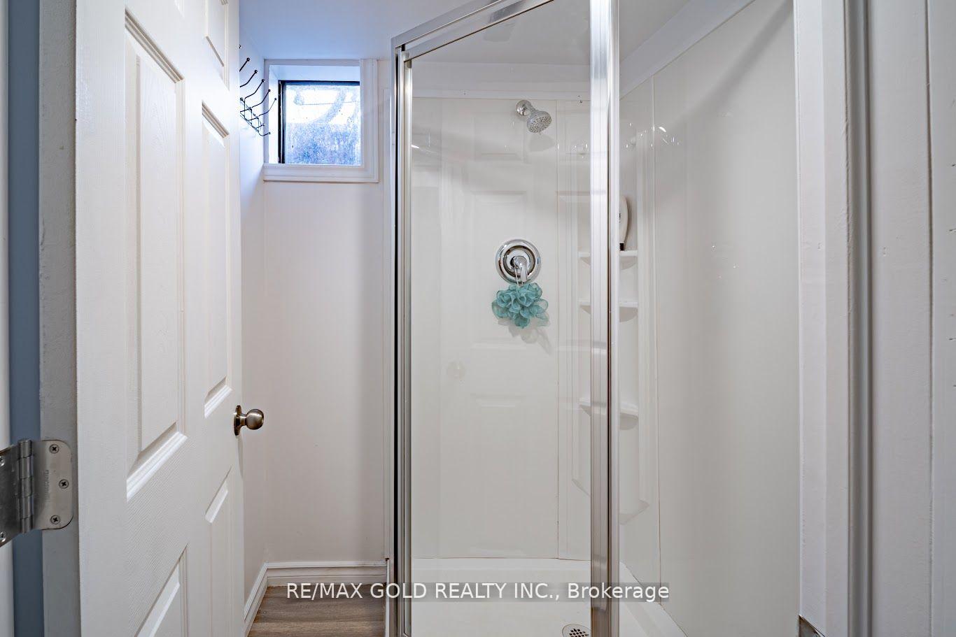 Photo 23 of 2860 Henley Avenue, Niagara Falls, Church's Lane — HOMEH