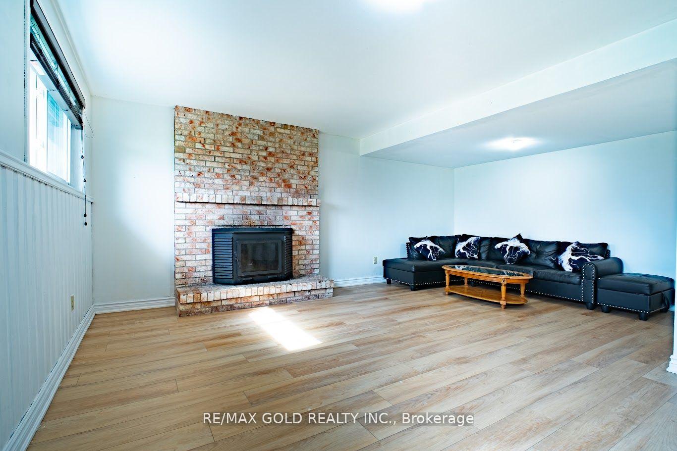 Photo 28 of 2860 Henley Avenue, Niagara Falls, Church's Lane — HOMEH