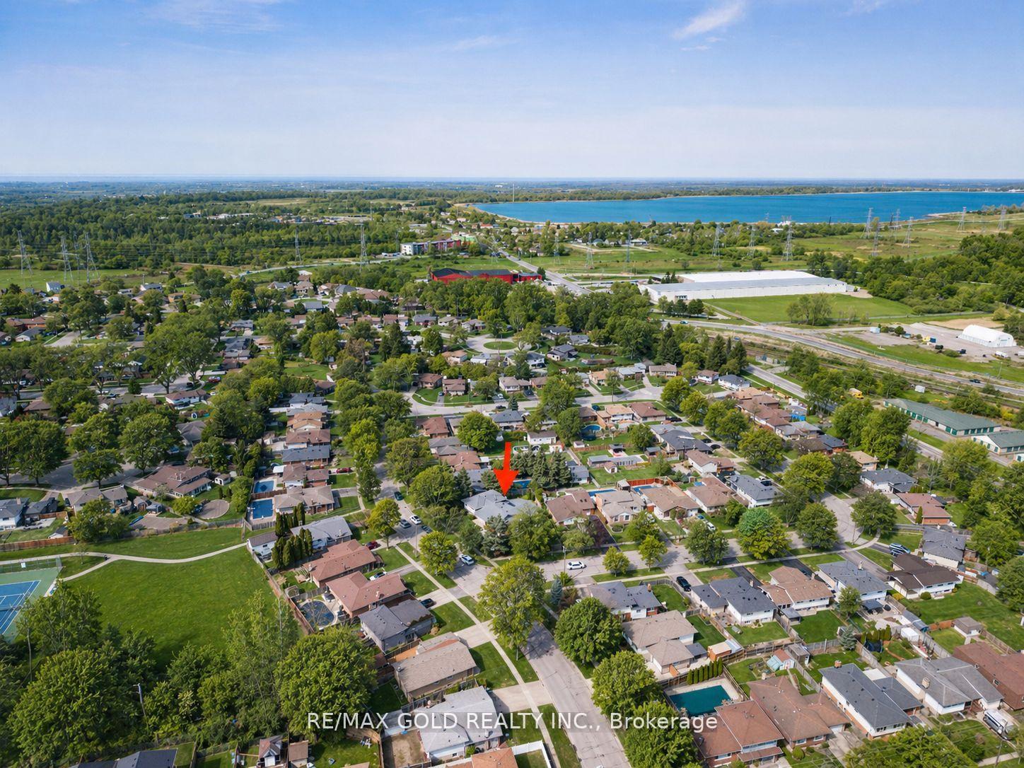 Photo 32 of 2860 Henley Avenue, Niagara Falls, Church's Lane — HOMEH
