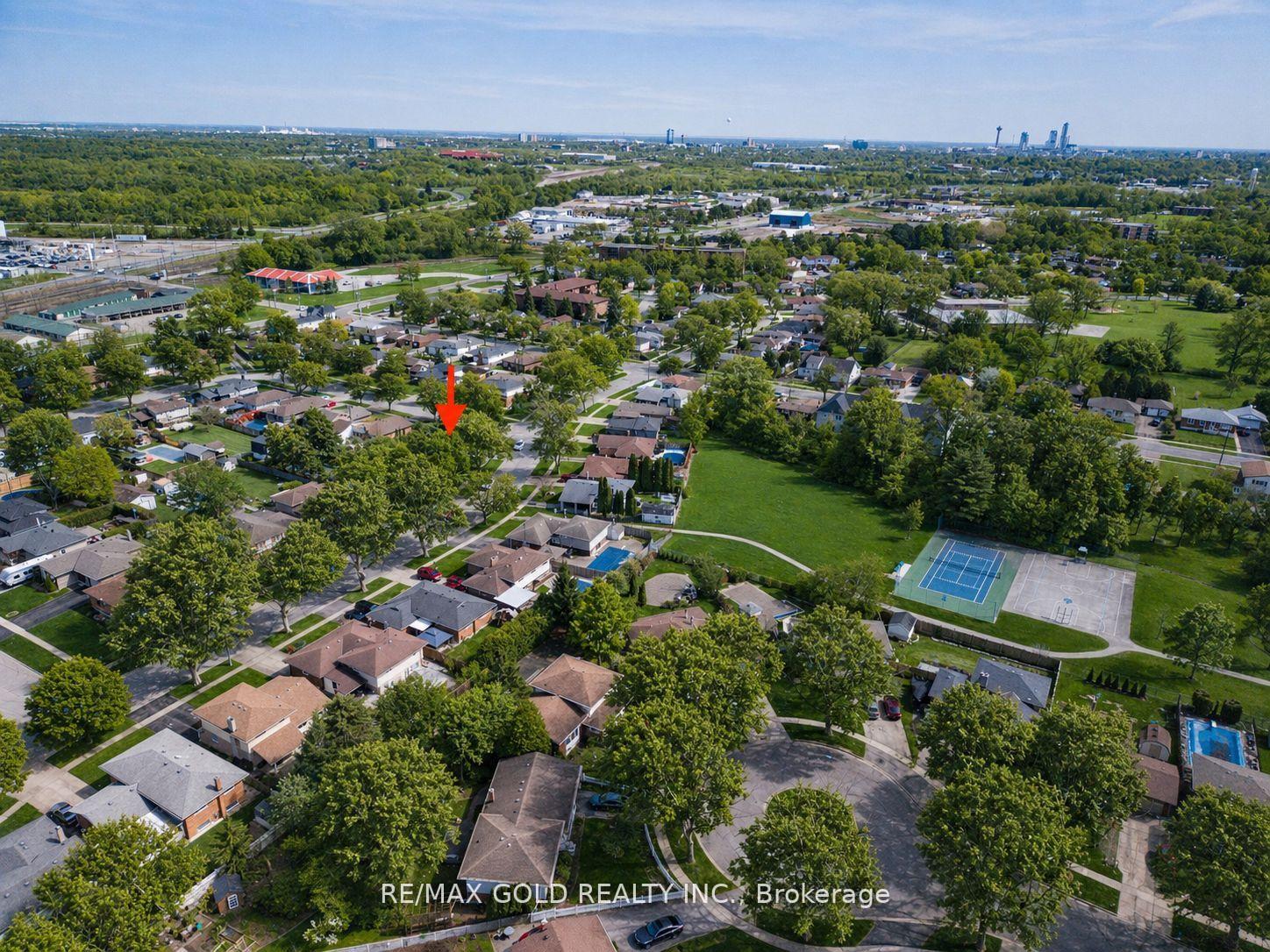 Photo 33 of 2860 Henley Avenue, Niagara Falls, Church's Lane — HOMEH