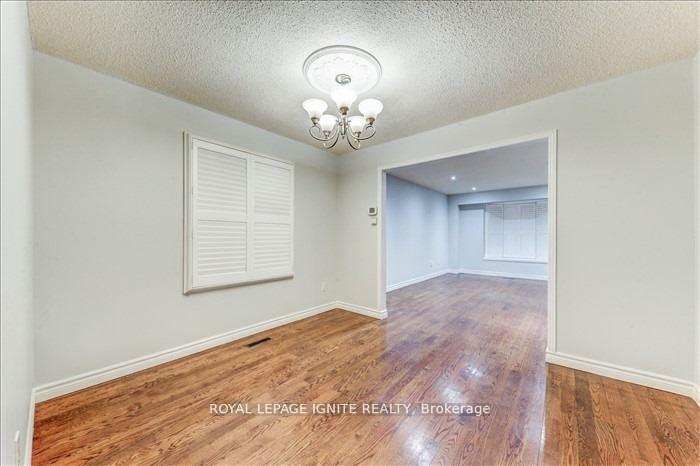 Photo 4 of 23 Longbow Square, Scarborough, Steeles — HOMEH
