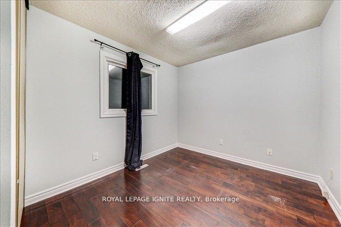Photo 17 of 23 Longbow Square, Scarborough, Steeles — HOMEH