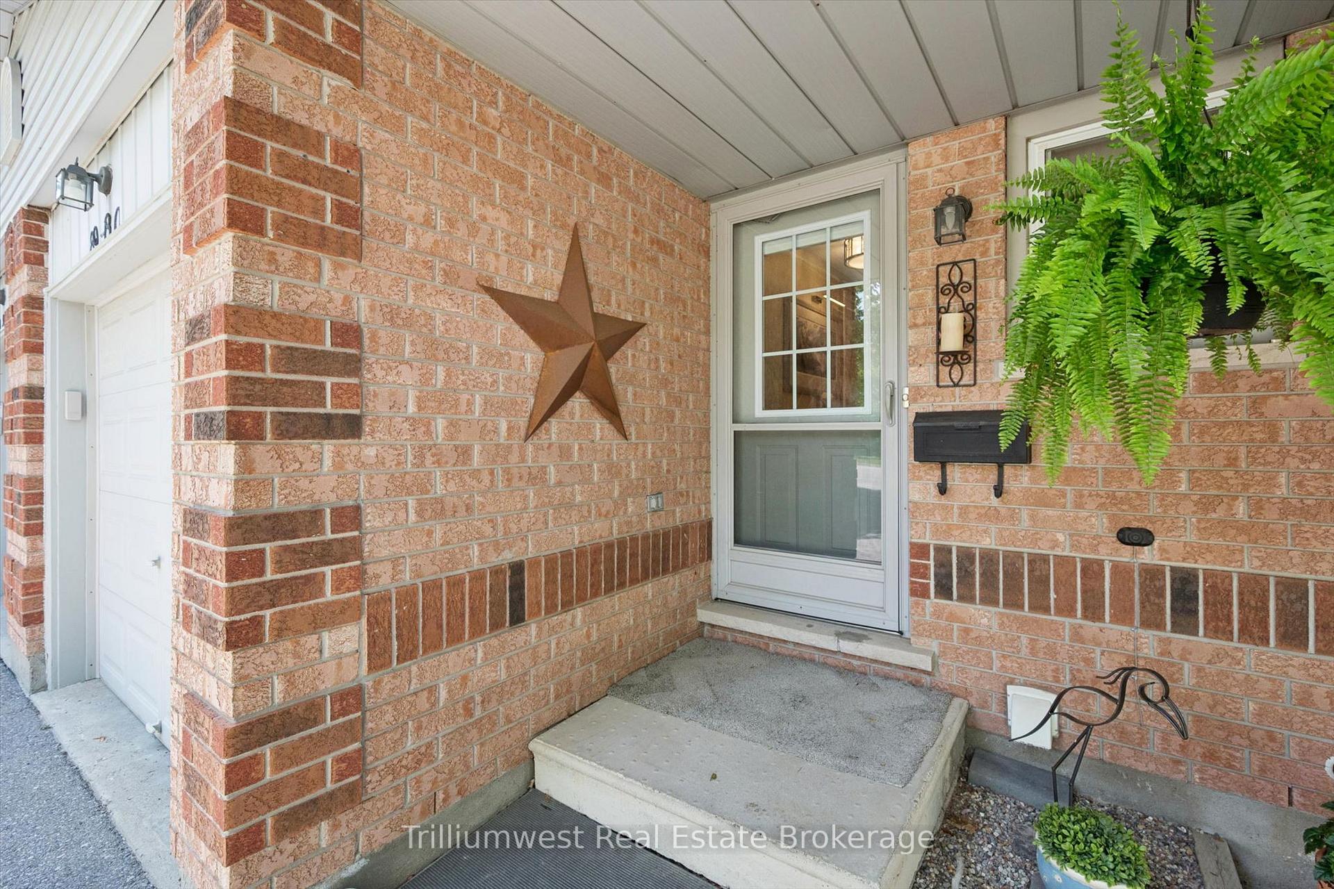 Photo 4 of Unit 89, 180 Marksam Road, Guelph, Willow West/Sugarbush/West Acres — HOMEH
