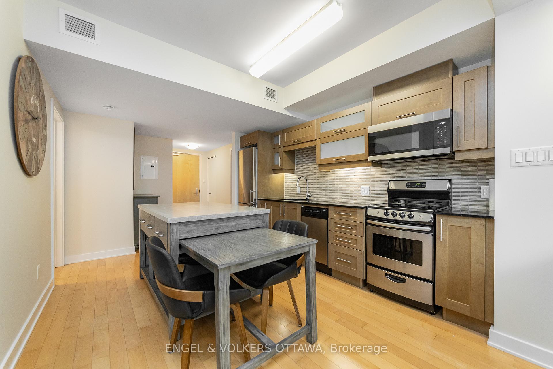 Photo 13 of Unit 1103, 40 Nepean Street, Ottawa, Ottawa Centre — HOMEH