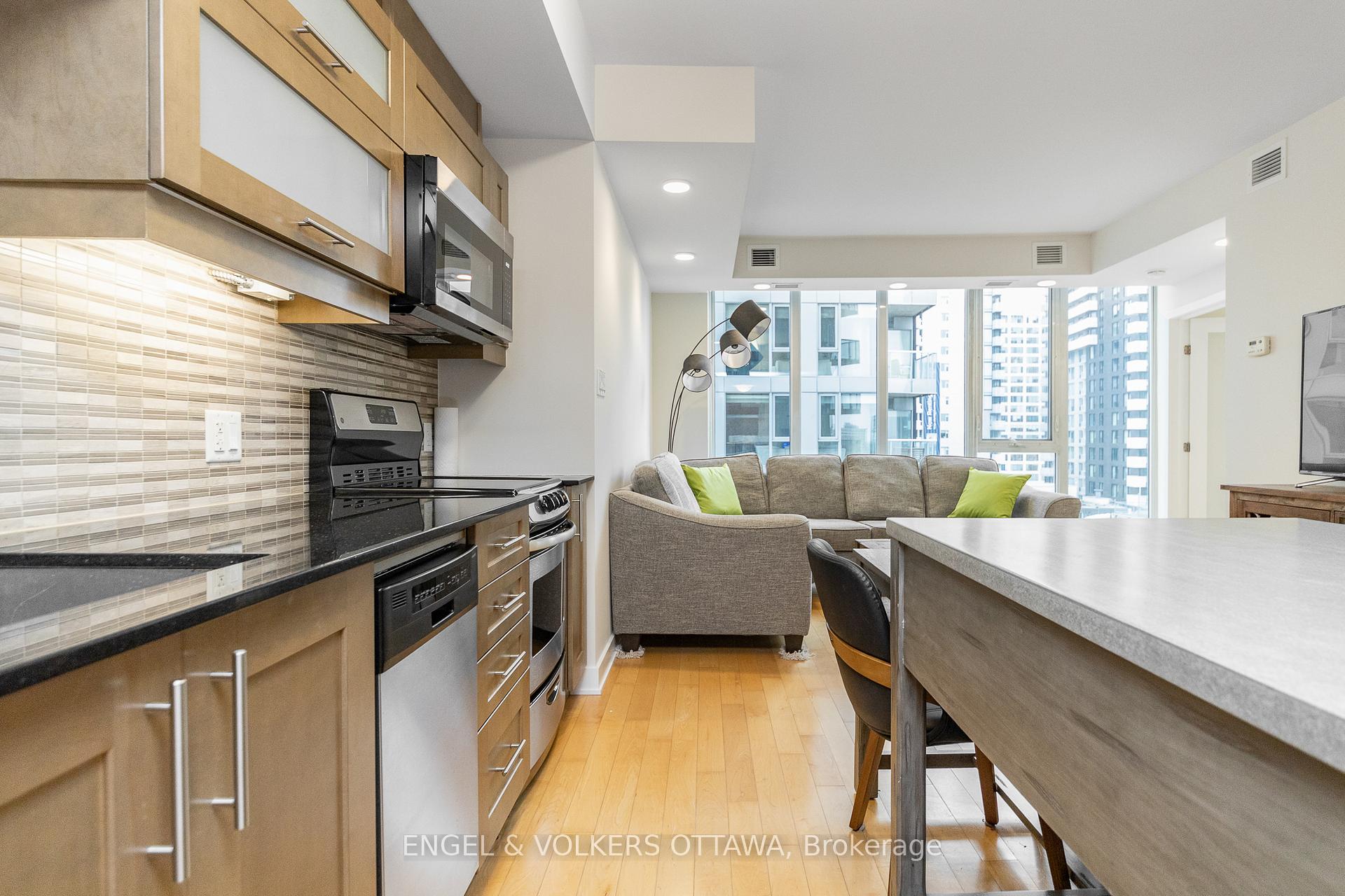 Photo 15 of Unit 1103, 40 Nepean Street, Ottawa, Ottawa Centre — HOMEH