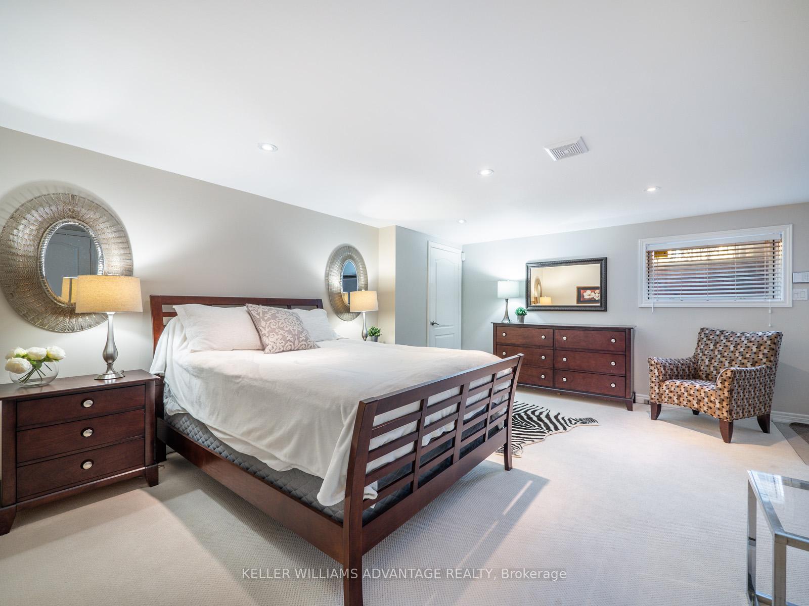 Photo 9 of Unit Lower, 122 Boardwalk Drive, Toronto, The Beaches — HOMEH