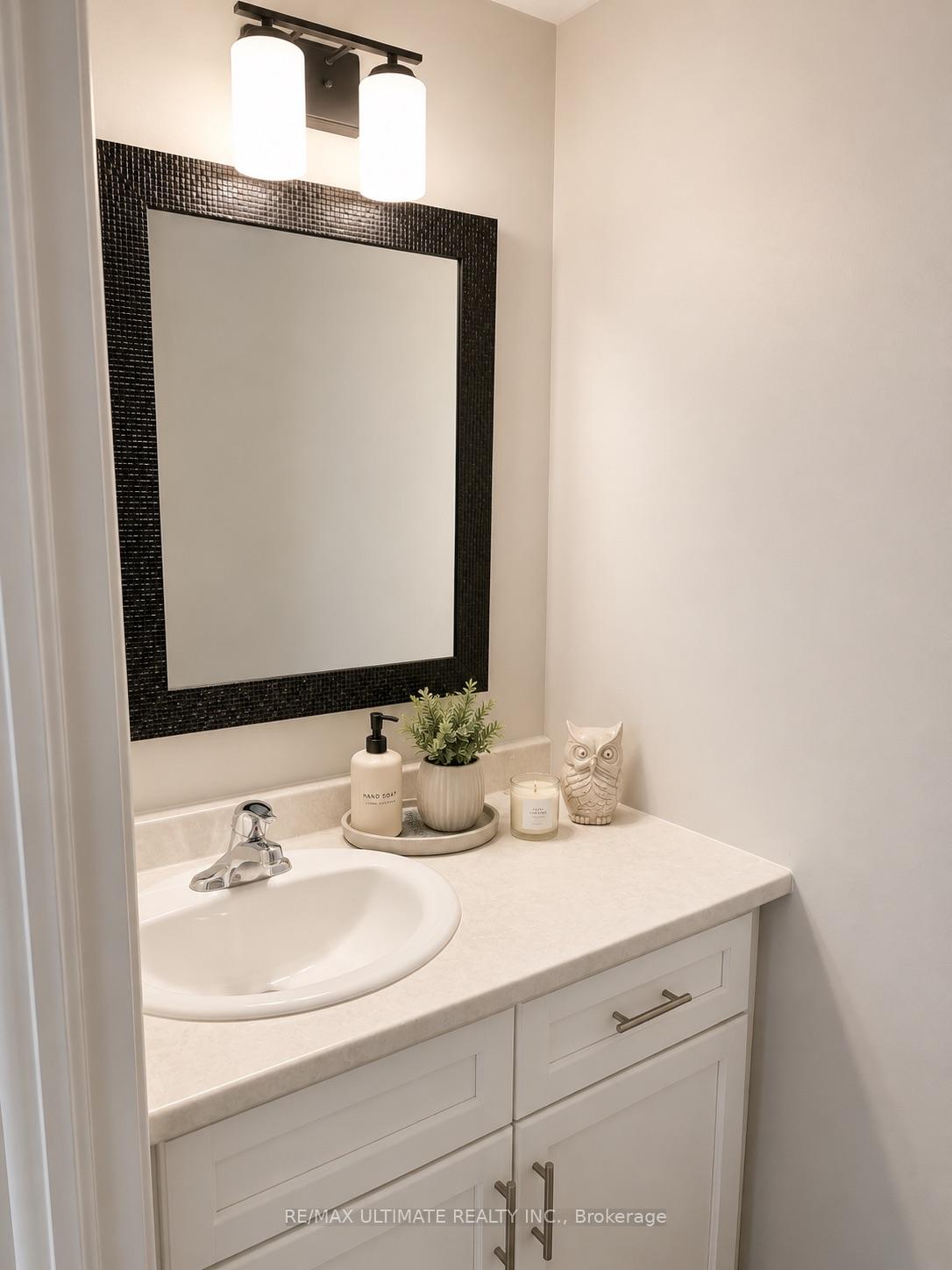 Photo 6 of 180 Head Street S, Norfolk, Simcoe — HOMEH