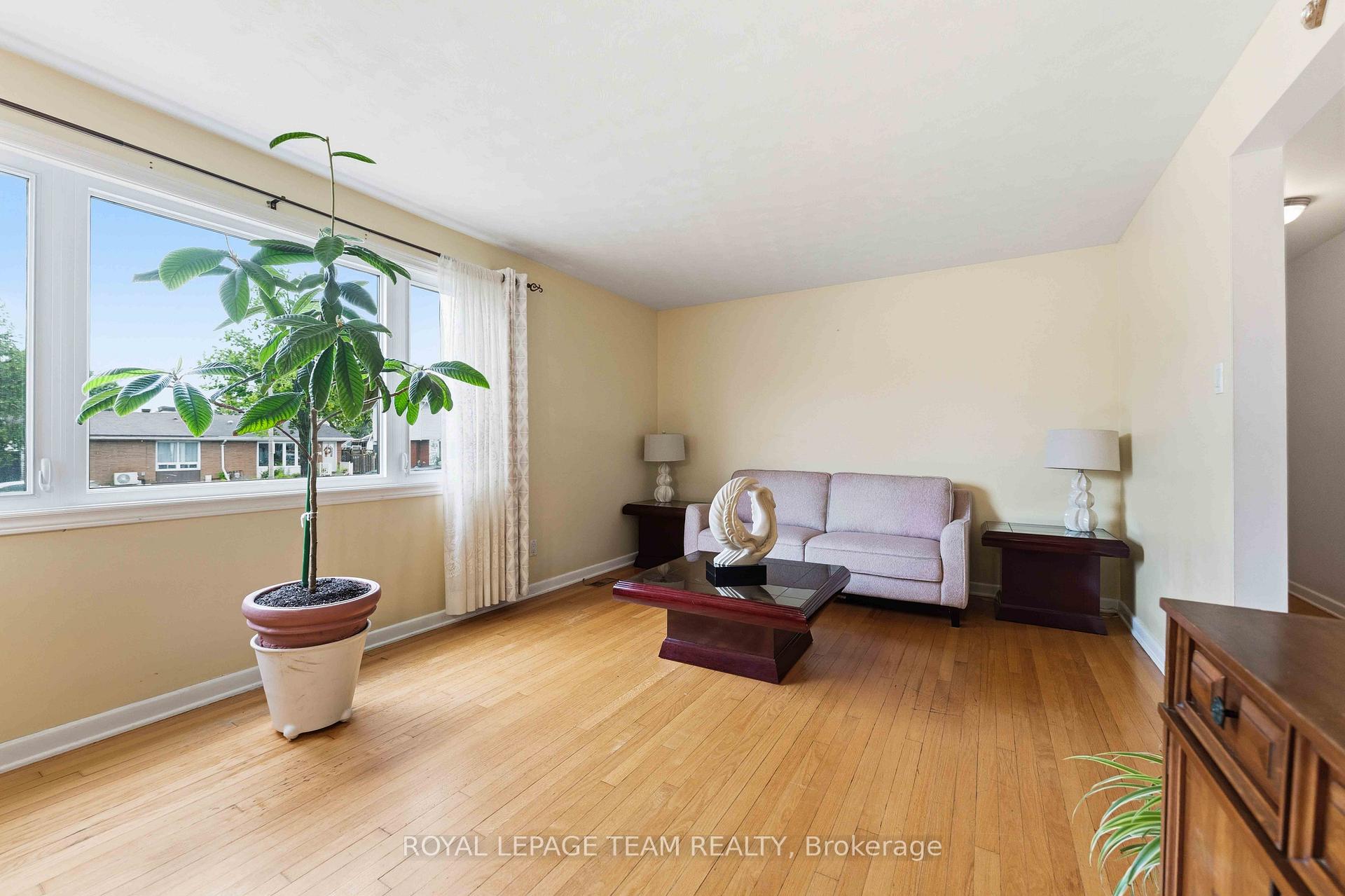 Photo 8 of 1197 Maitland Avenue, Ottawa, Copeland Park — HOMEH