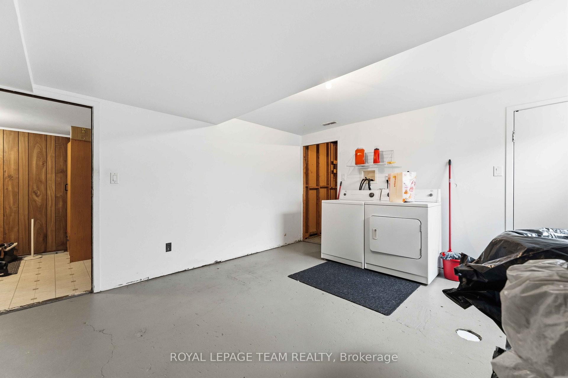 Photo 32 of 1197 Maitland Avenue, Ottawa, Copeland Park — HOMEH