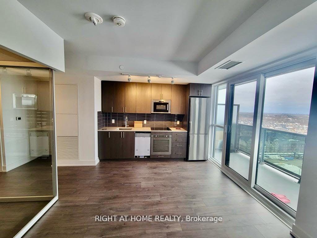 Photo 5 of Unit 1421, 2550 Simcoe Street N, Oshawa, Windfields — HOMEH