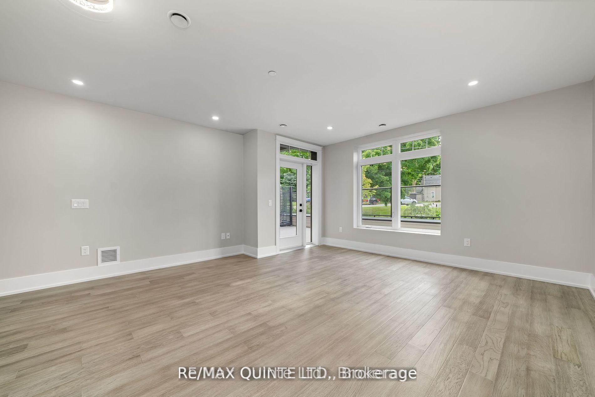 Photo 6 of Unit 305, 17 Cleave Avenue, Prince Edward County, Picton Ward — HOMEH