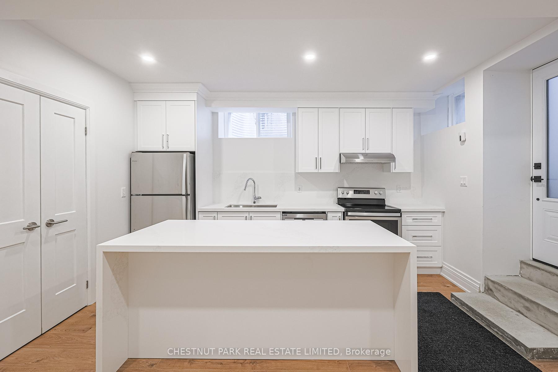 Photo 4 of Unit Lower, 253 Pape Avenue, Toronto, South Riverdale — HOMEH
