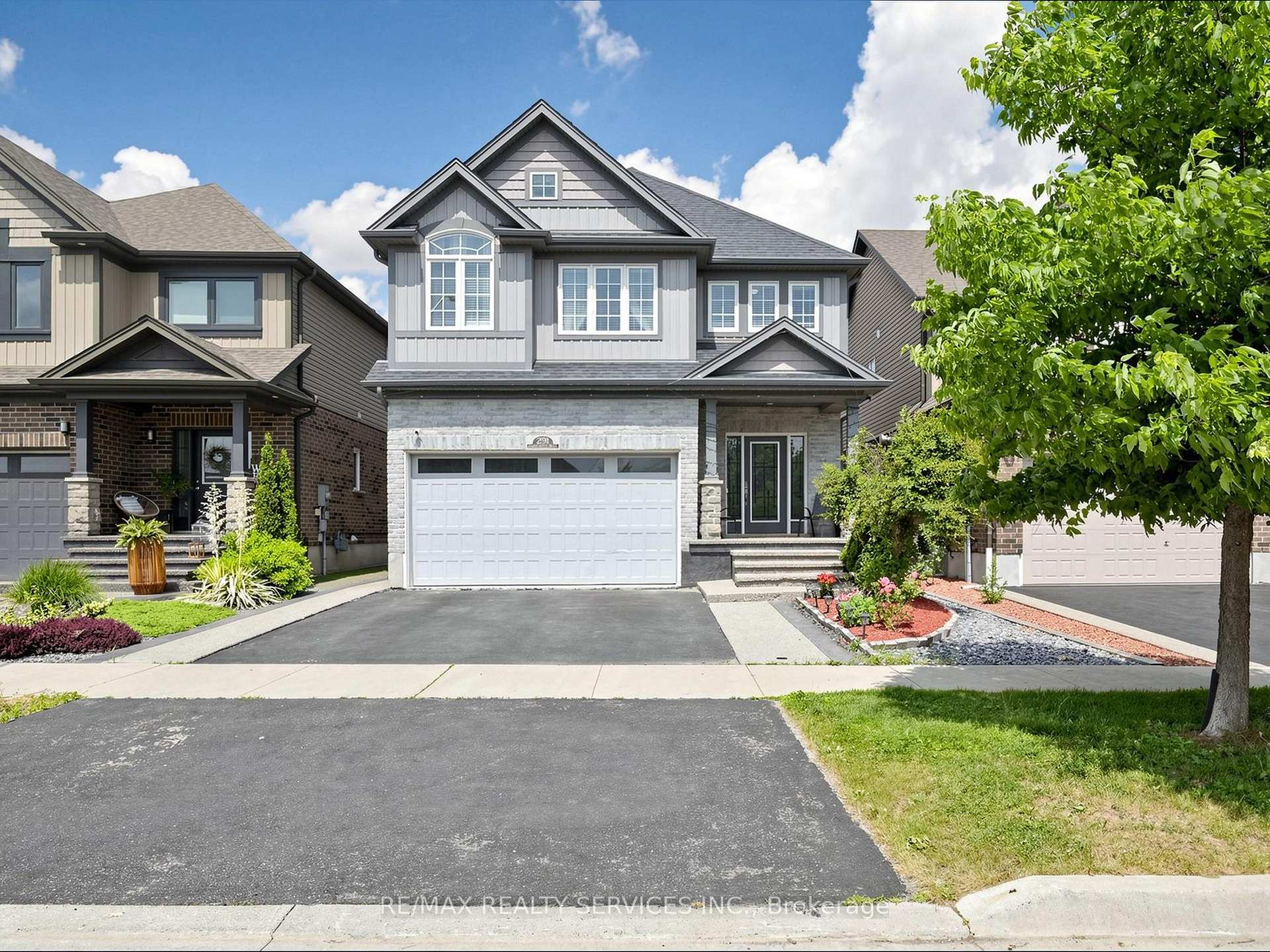 Front of 291 Hardcastle Drive