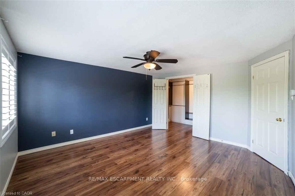 Photo 20 of 19 Beachgrove Crescent, Hamilton, Stoney Creek Mountain — HOMEH