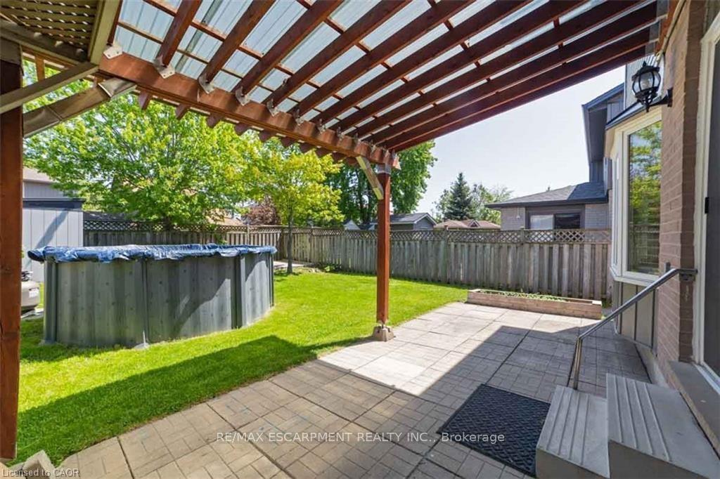 Photo 33 of 19 Beachgrove Crescent, Hamilton, Stoney Creek Mountain — HOMEH