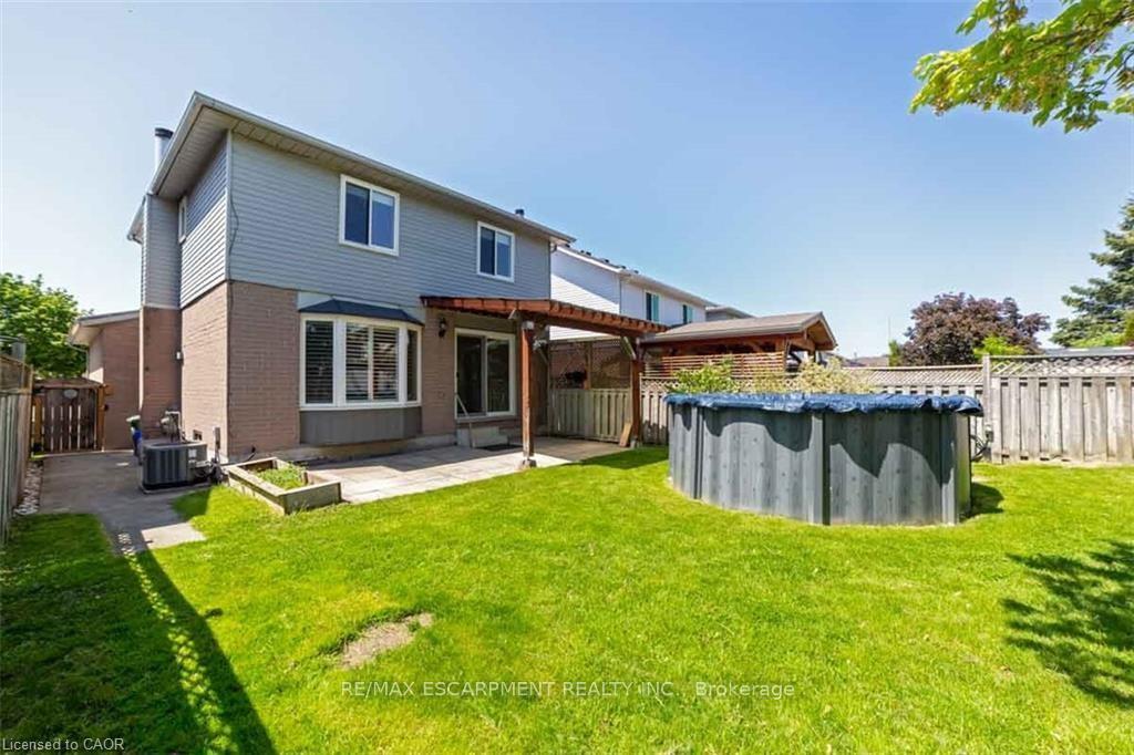Photo 35 of 19 Beachgrove Crescent, Hamilton, Stoney Creek Mountain — HOMEH