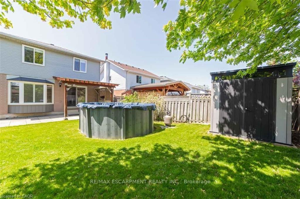 Photo 36 of 19 Beachgrove Crescent, Hamilton, Stoney Creek Mountain — HOMEH