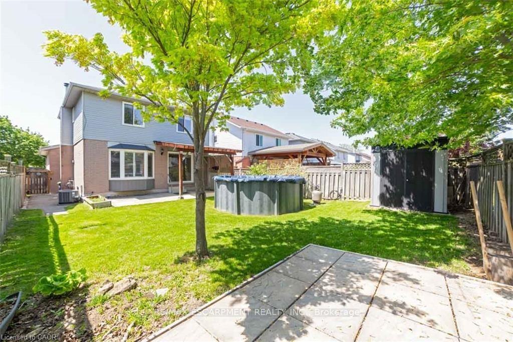 Photo 37 of 19 Beachgrove Crescent, Hamilton, Stoney Creek Mountain — HOMEH