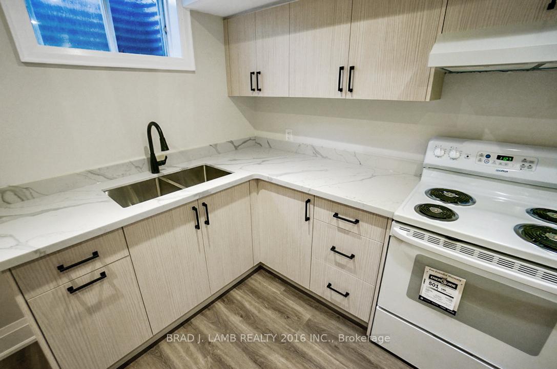 Photo 2 of Unit Basement, 62 Royal Garden Boulevard, Vaughan, East Woodbridge — HOMEH