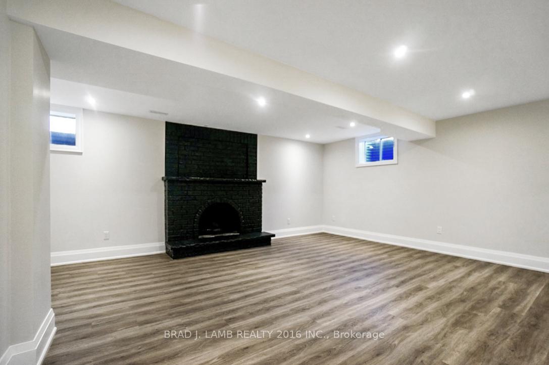 Photo 4 of Unit Basement, 62 Royal Garden Boulevard, Vaughan, East Woodbridge — HOMEH