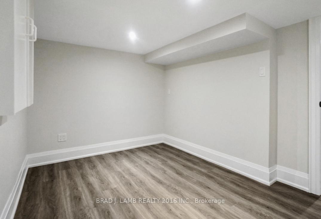 Photo 6 of Unit Basement, 62 Royal Garden Boulevard, Vaughan, East Woodbridge — HOMEH