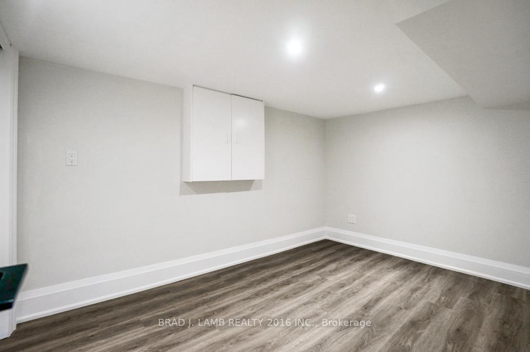 Photo 8 of Unit Basement, 62 Royal Garden Boulevard, Vaughan, East Woodbridge — HOMEH