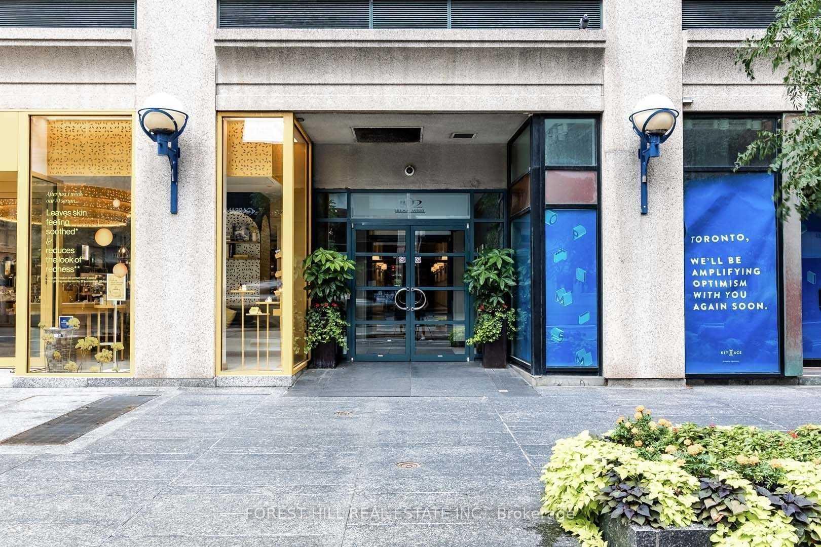 Photo 2 of Unit 708, 102 Bloor Street W, Toronto, The Annex — HOMEH