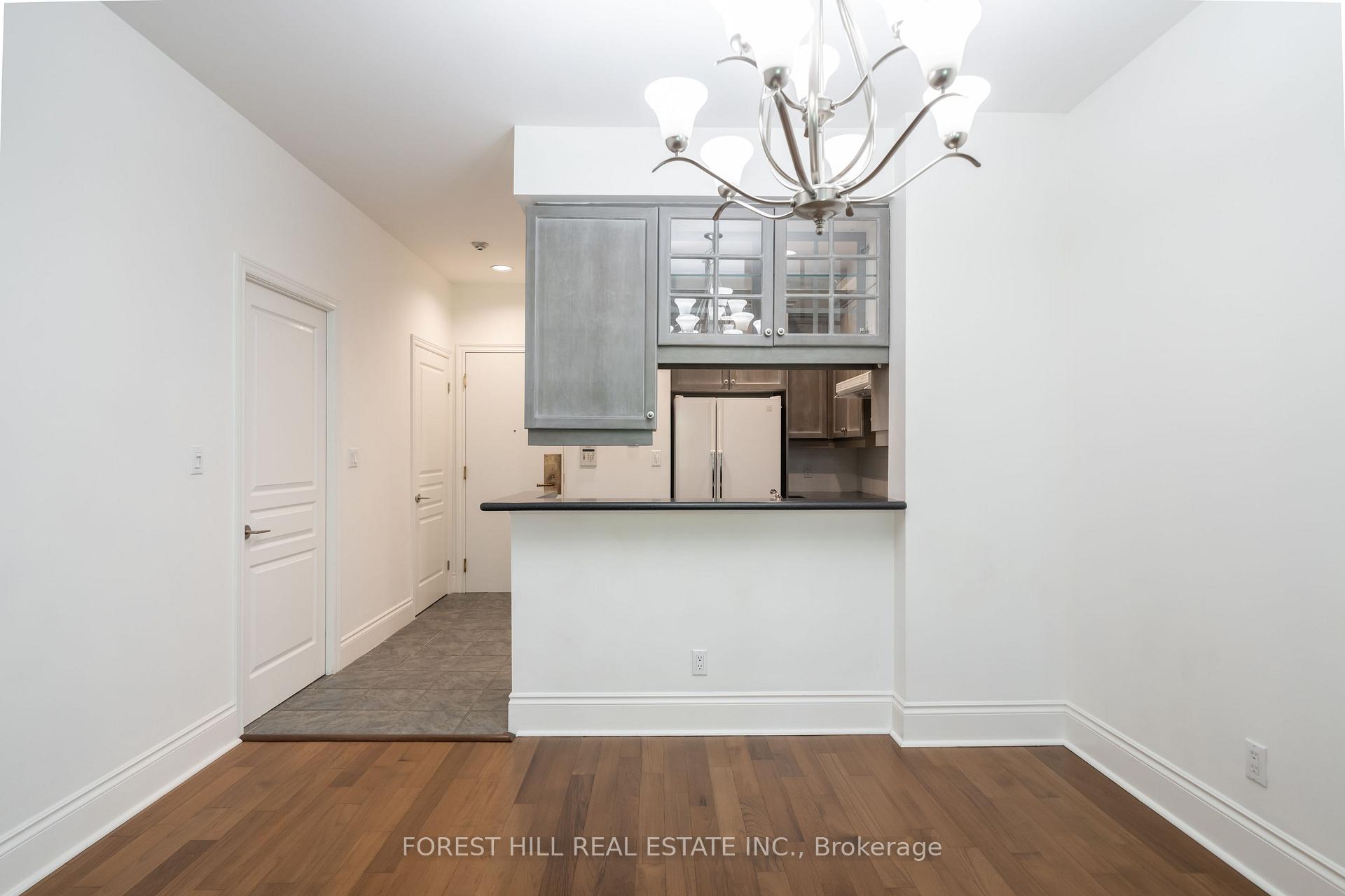 Photo 7 of Unit 708, 102 Bloor Street W, Toronto, The Annex — HOMEH