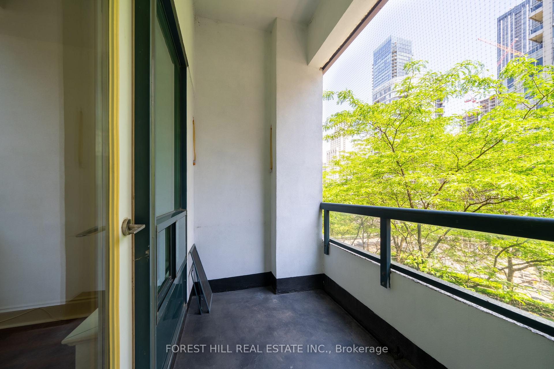 Photo 19 of Unit 708, 102 Bloor Street W, Toronto, The Annex — HOMEH