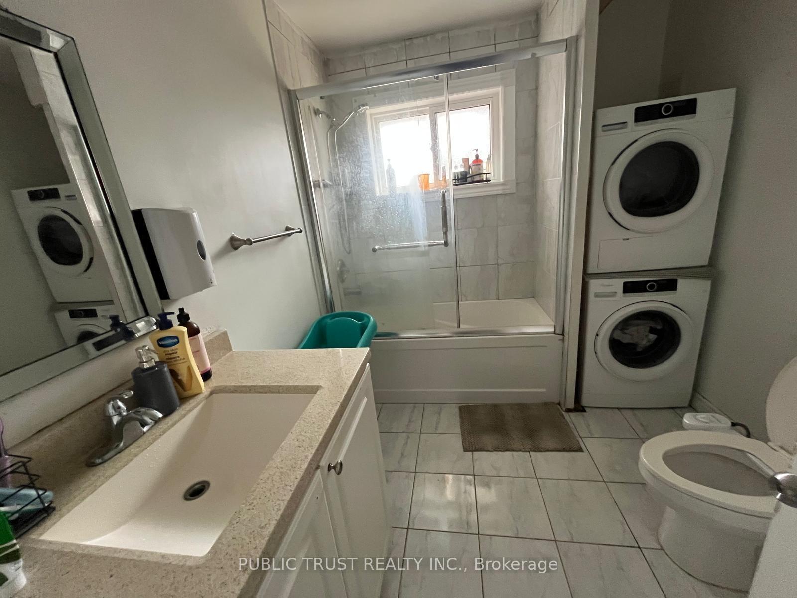 Photo 10 of 3818 Lawrence Avenue E, Scarborough, Woburn — HOMEH