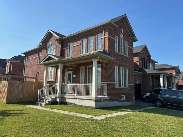 Photo 4 of 57 Macbean Crescent, Hamilton, Waterdown — HOMEH