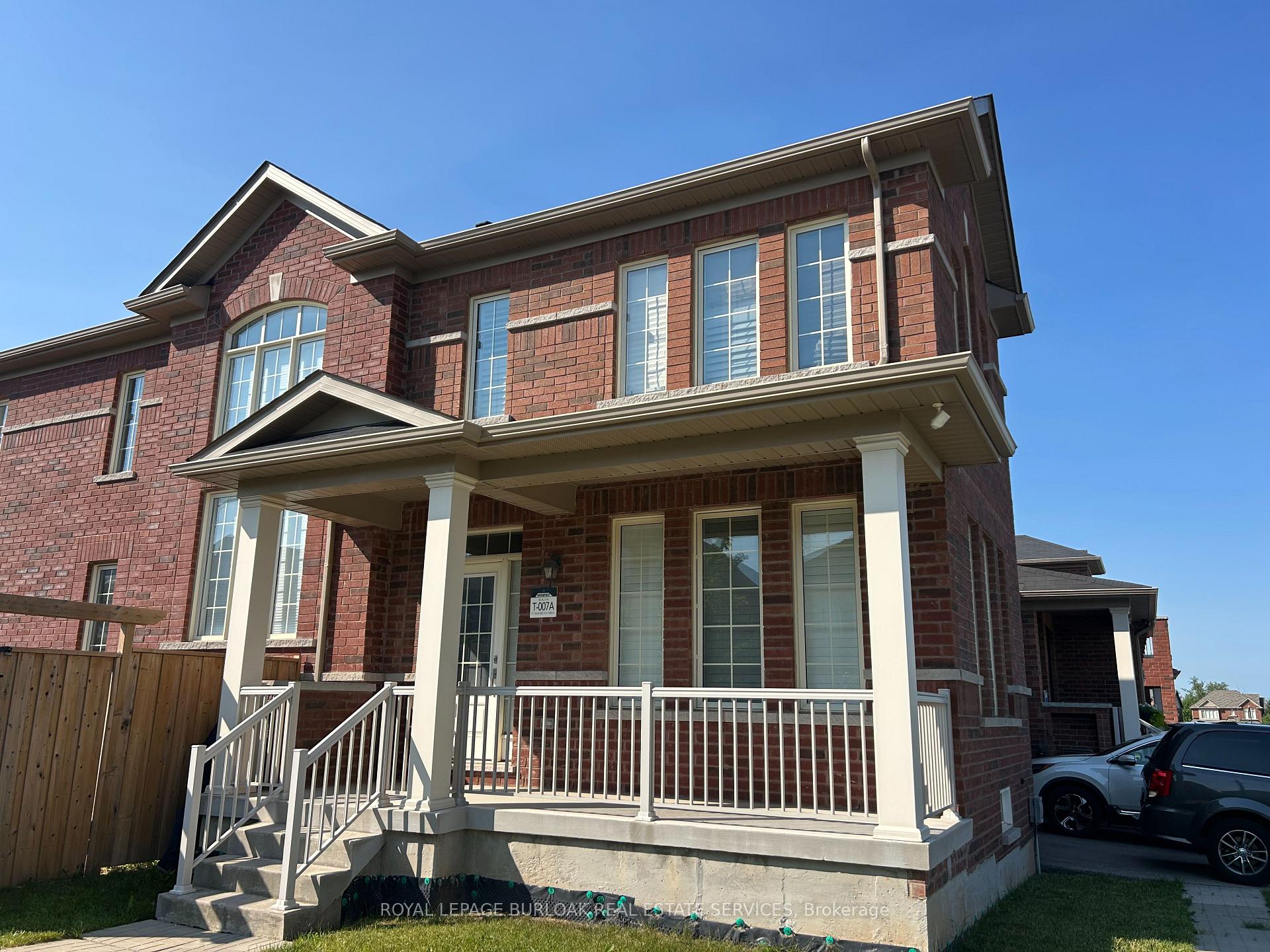 Photo 6 of 57 Macbean Crescent, Hamilton, Waterdown — HOMEH